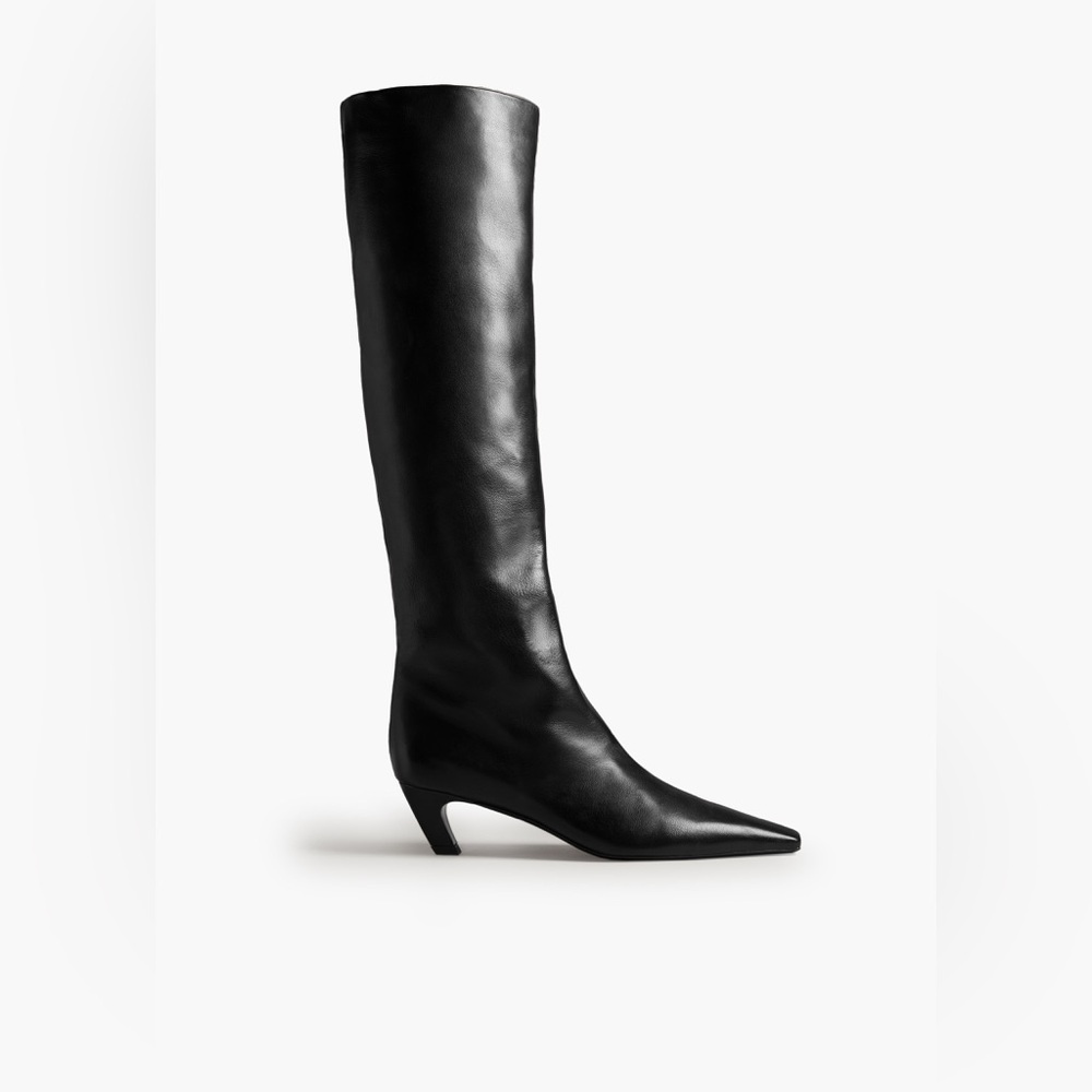 BEWARE: KHAITE SCAMS - BOOTS NEWLY LISTED [READ]